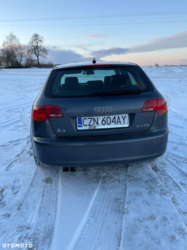 Audi A3 Sportback 2.0 TDI DSG S line Sportpaket plus - 4