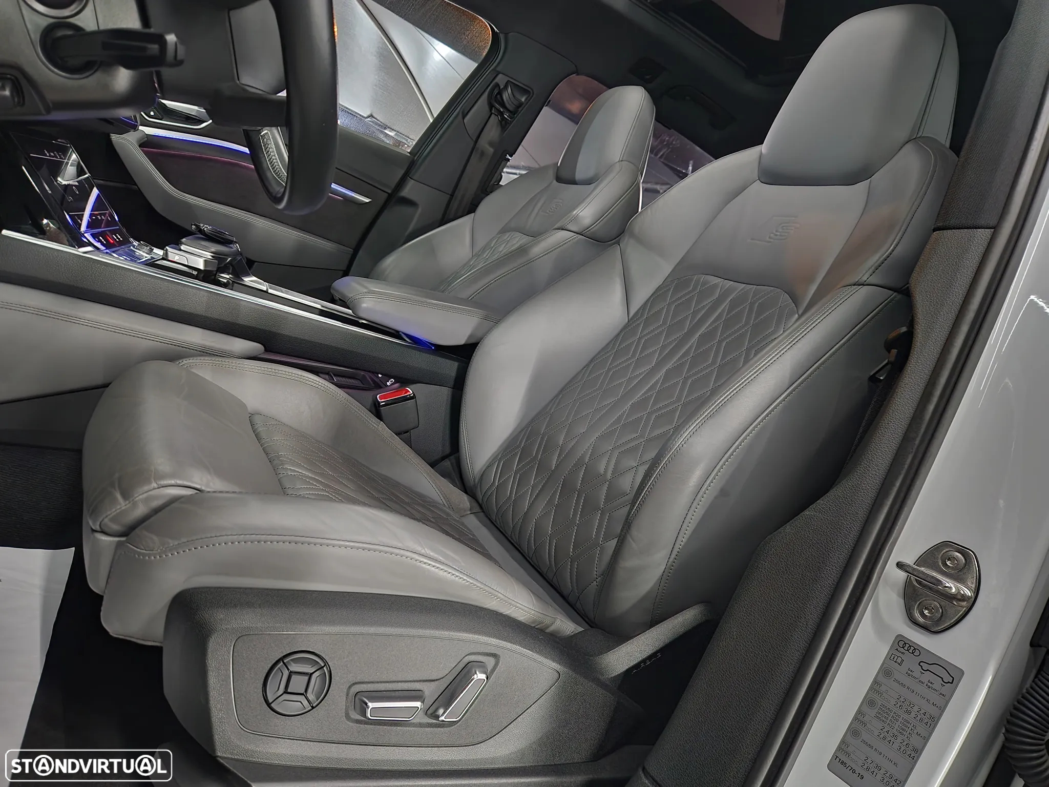 Audi e-tron 55 quattro S line - 16