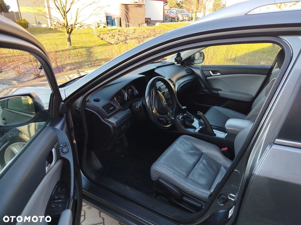 Honda Accord 2.0 Executive - 4