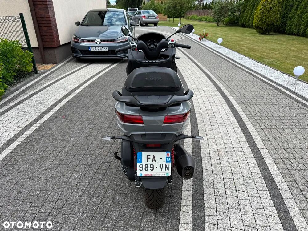 Piaggio MP-3 - 6