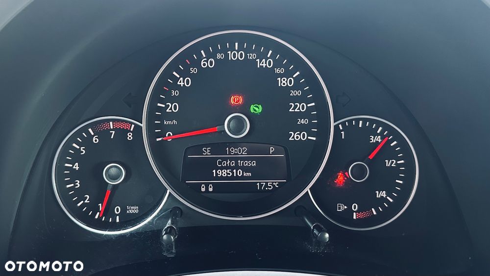 Volkswagen Beetle 2.0 TSI DSG Exclusive Sport - 9