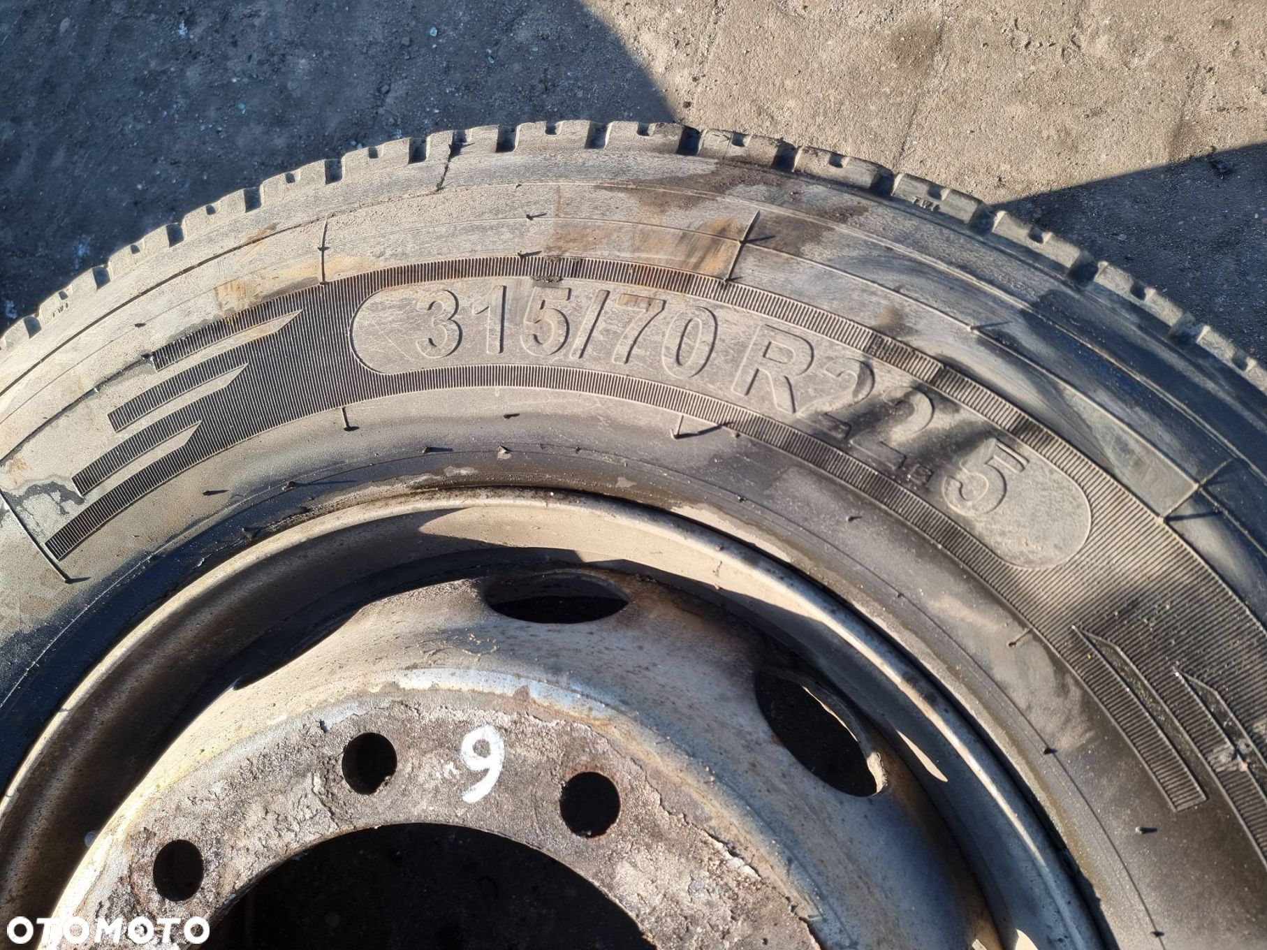 OPONA 22.5 RENAULT PREMIUM 320 315/70 R22,5 UNITREAD - 4