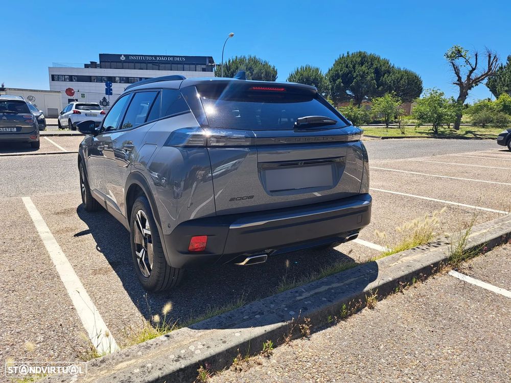 Peugeot 2008 1.2 PureTech Allure Pack EAT8 - 12
