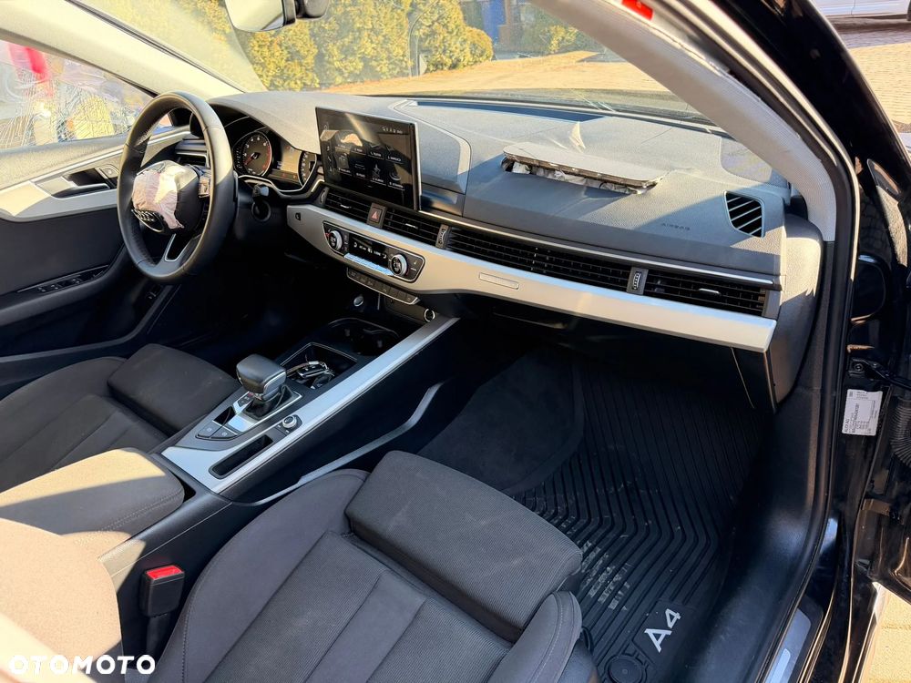 Audi A4 Limousine 40 TFSI quattro S tronic - 9