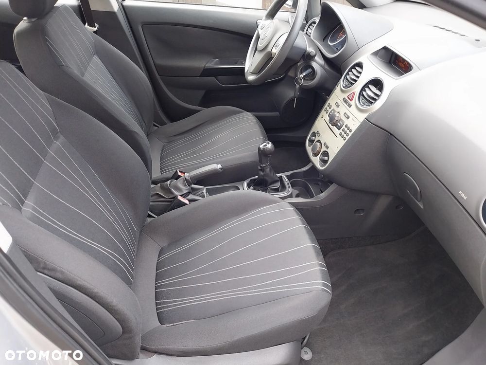 Opel Corsa 1.2 16V Edition - 7