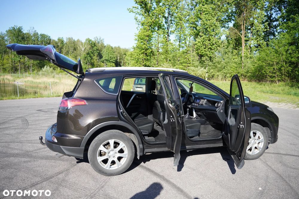 Toyota RAV4 2.0 D-4D Active 4x2 - 17
