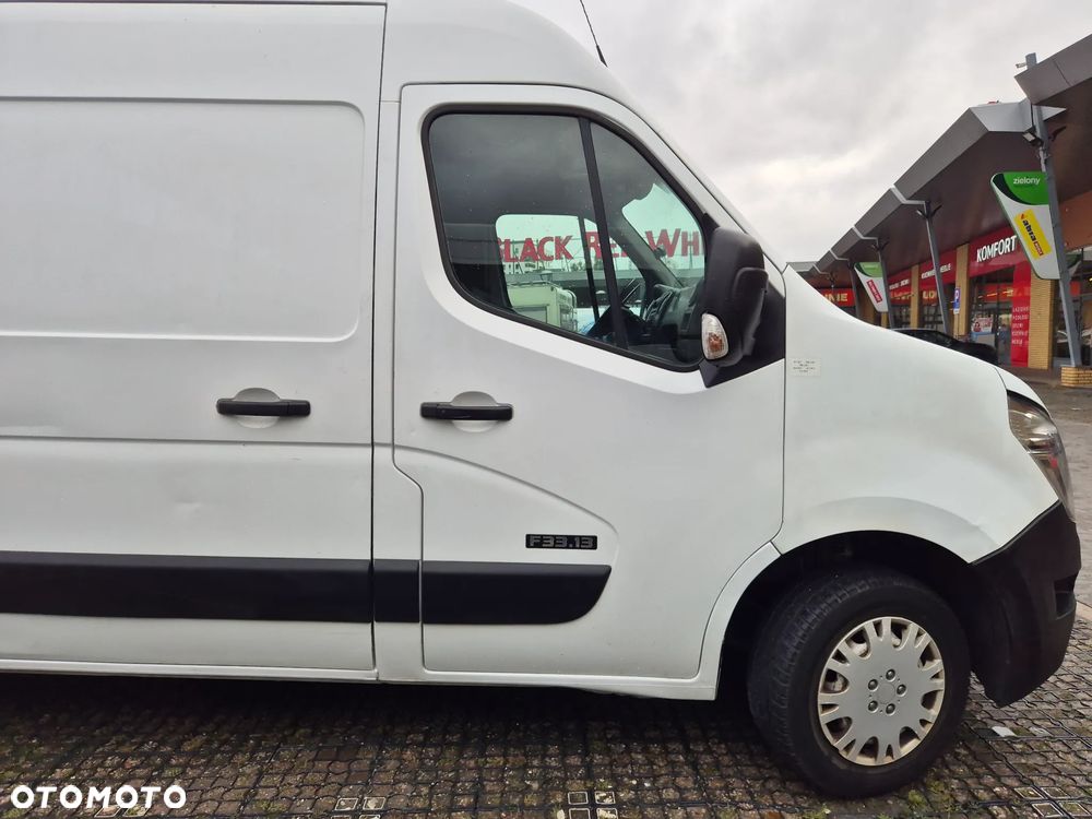 Nissan NV400 - 40
