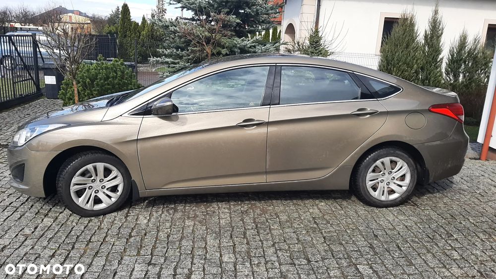 Hyundai i40 1.7 CRDi Comfort - 2