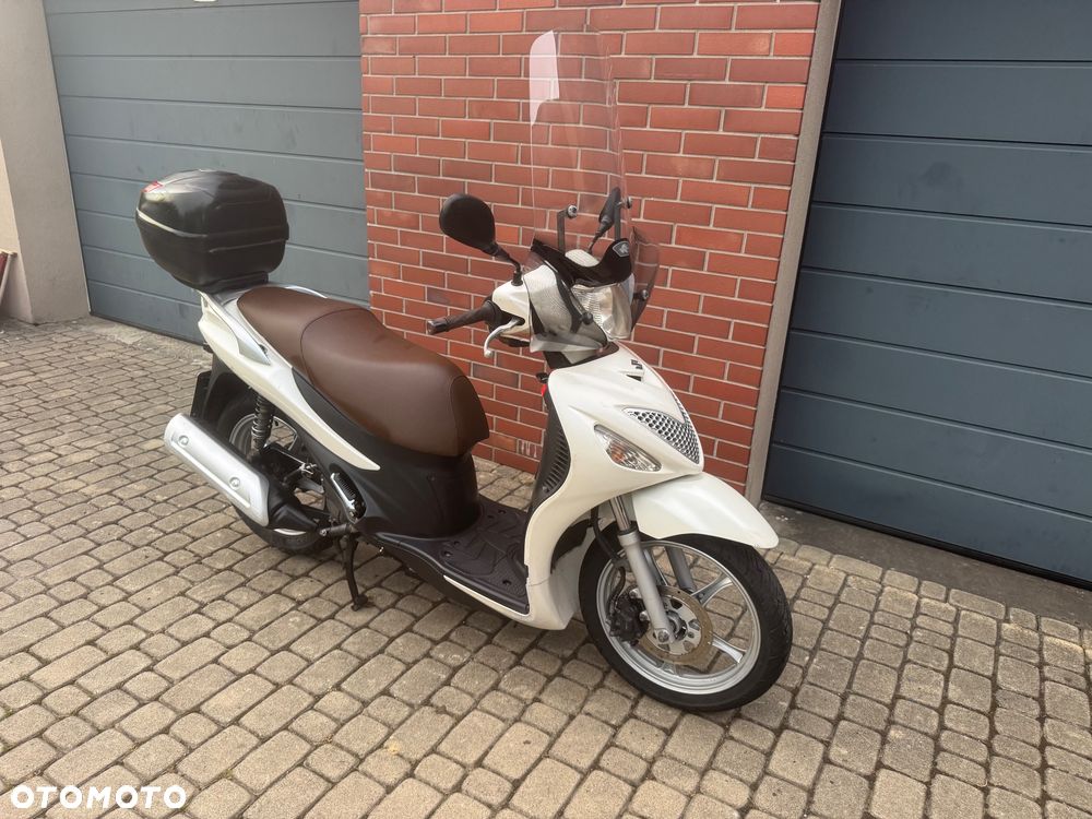 Suzuki Inny - 2
