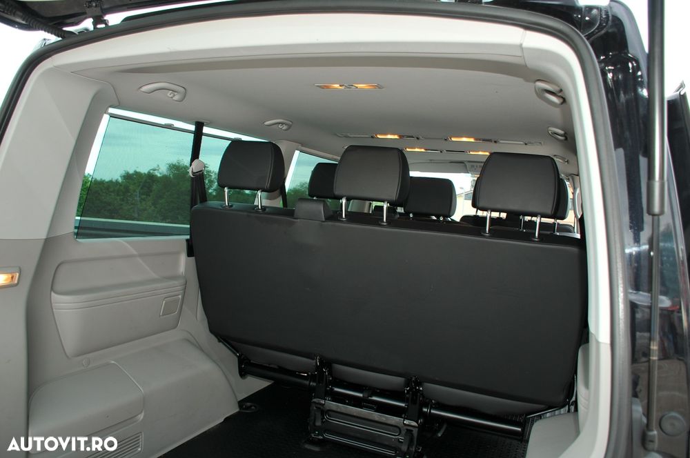 Volkswagen Caravelle - 16