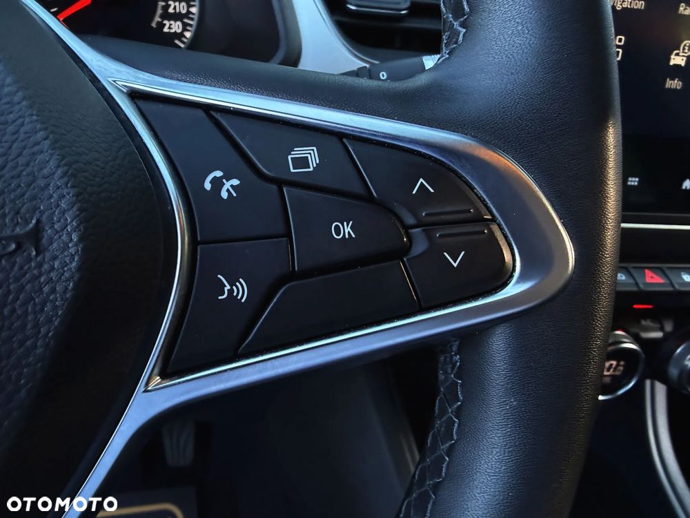 Renault Captur TCe 100 BUSINESS EDITION - 28
