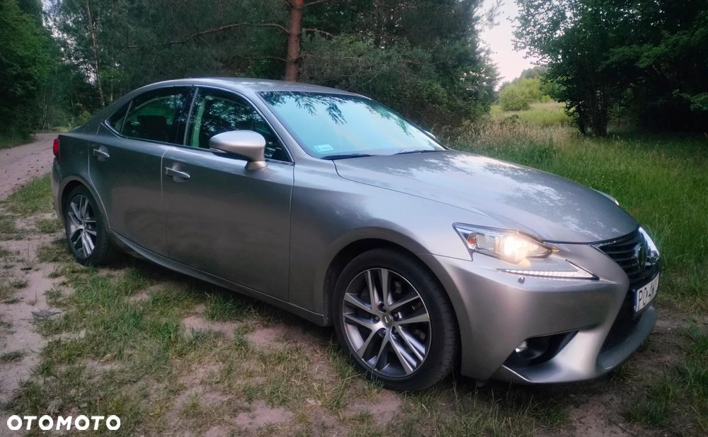 Lexus IS 200t Elite - 17