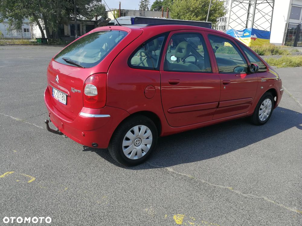 Citroën Xsara Picasso 2.0 16V Exclusive - 6