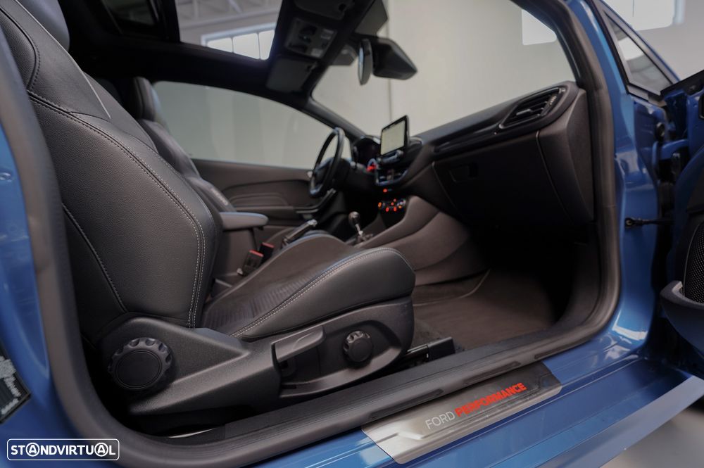 Ford Fiesta 1.5 EcoBoost ST - 30