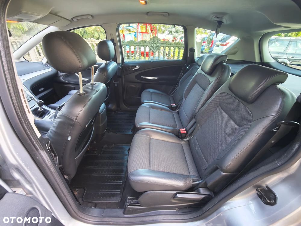 Ford S-Max 2.5 Titanium - 20