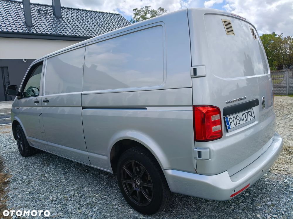 Volkswagen Transporter - 12