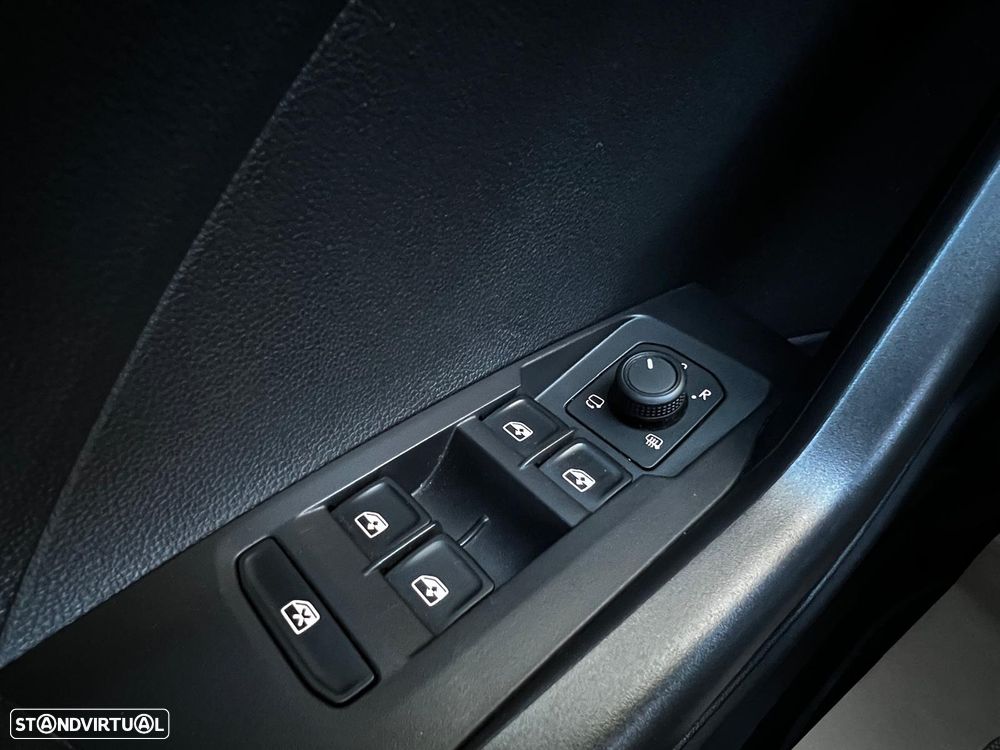 VW T-Cross 1.0 TSI Urban - 36