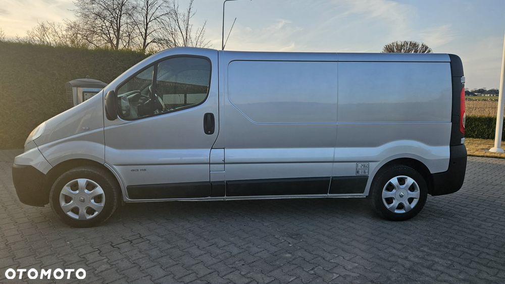 Renault Trafic - 18
