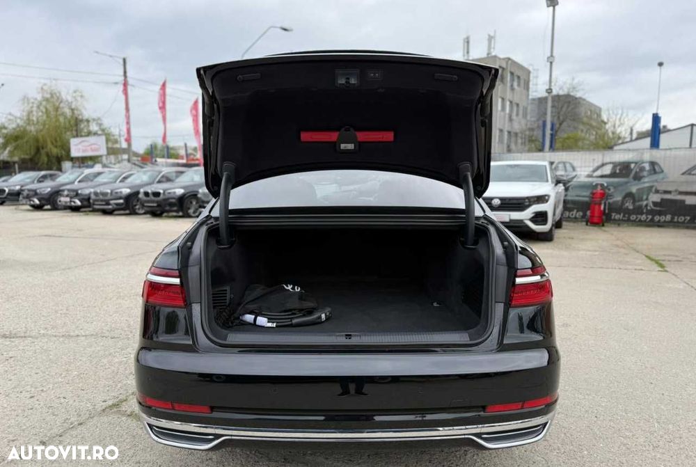 AUDI A8 2021 — imagine 13