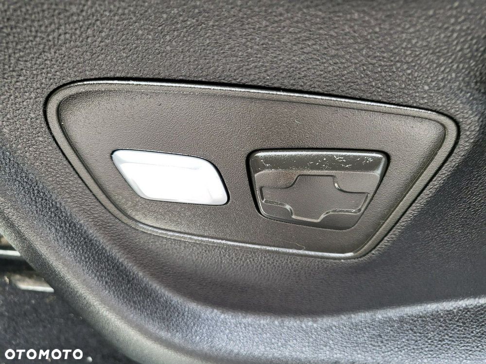 Renault Grand Scenic - 26