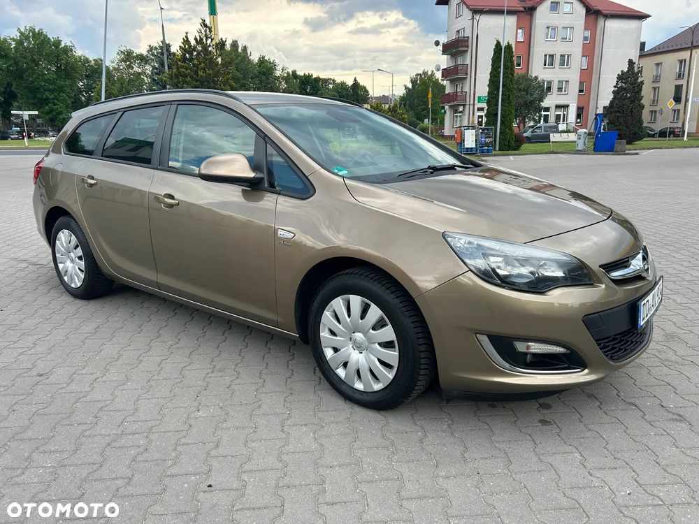 Opel Astra 1.4 Turbo - 4