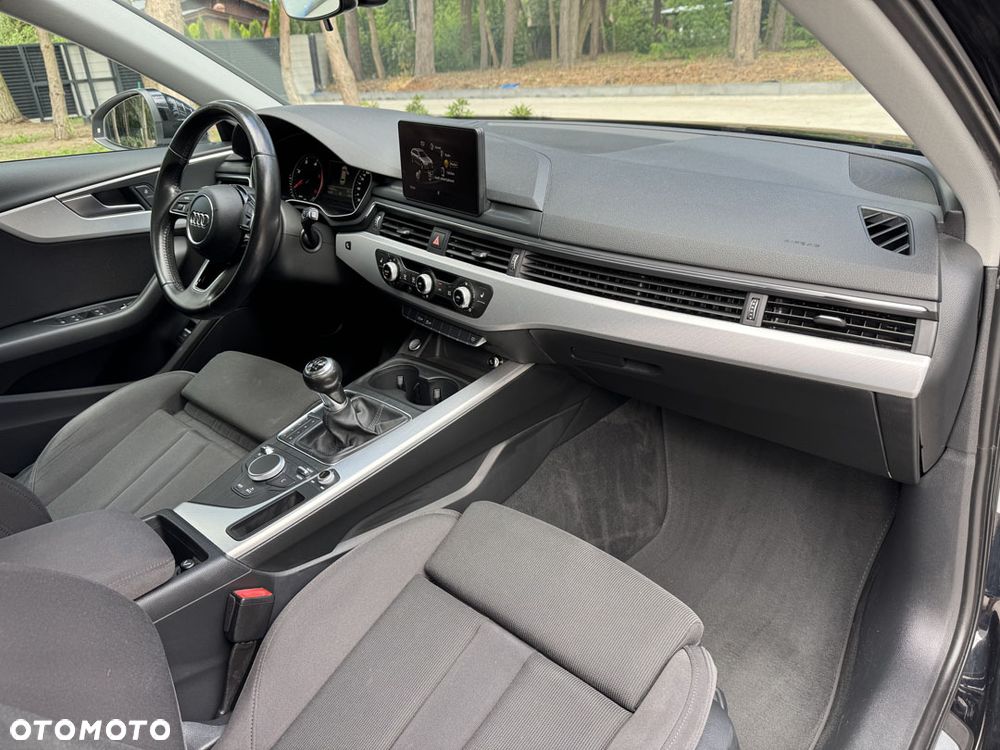 Audi A4 Avant 2.0 TDI design - 36