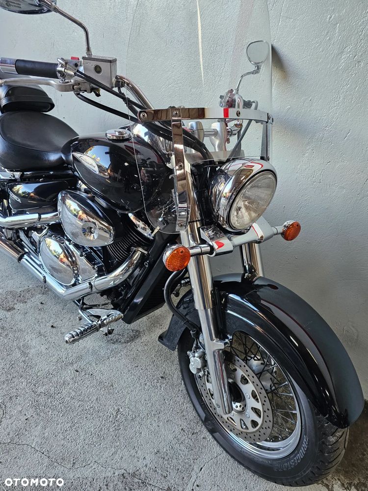 Suzuki VL 800 Volusia - 5