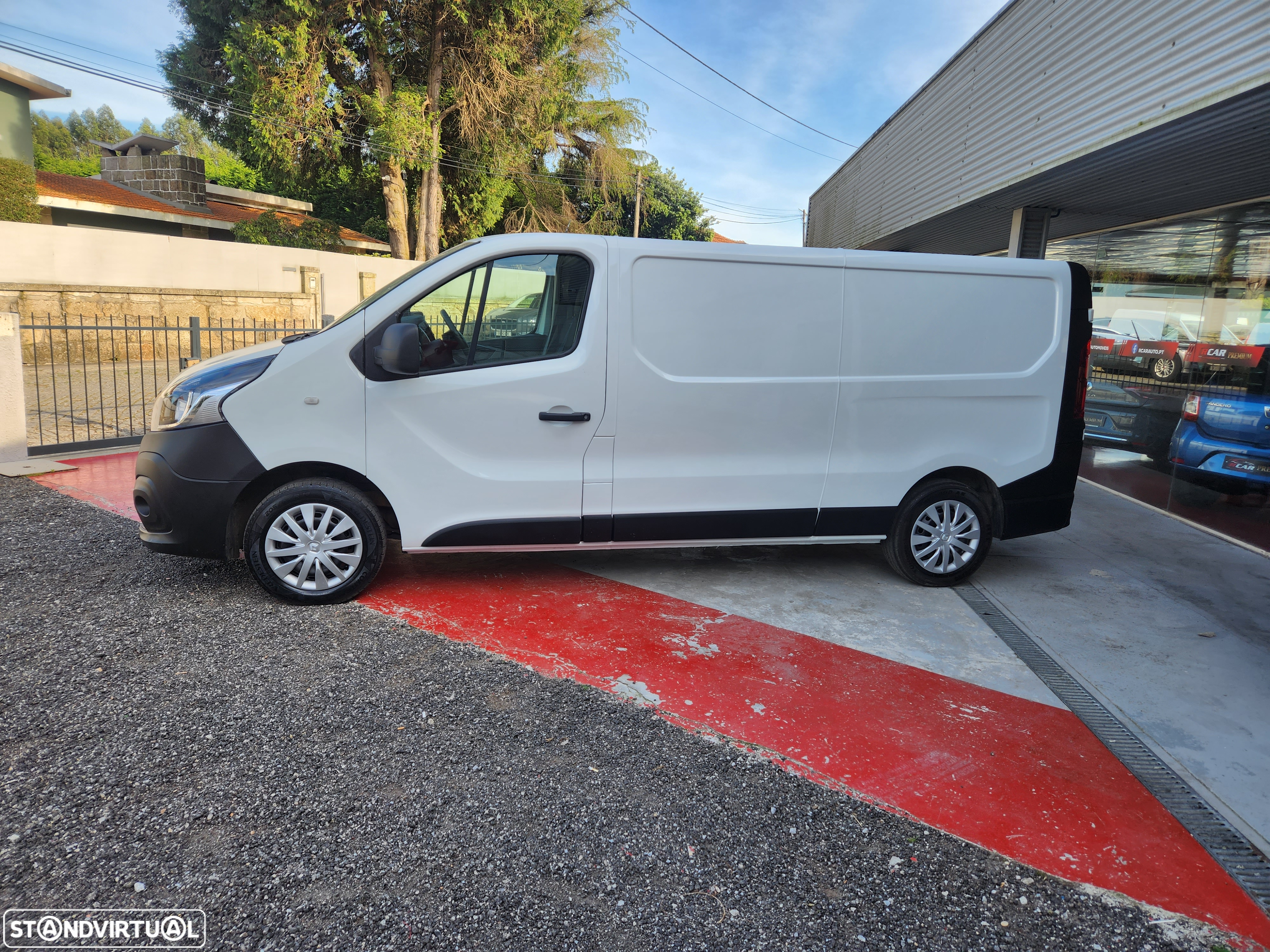 Renault TRAFIC - 4