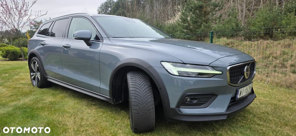 Volvo V60 Cross Country B4 D AWD - 2