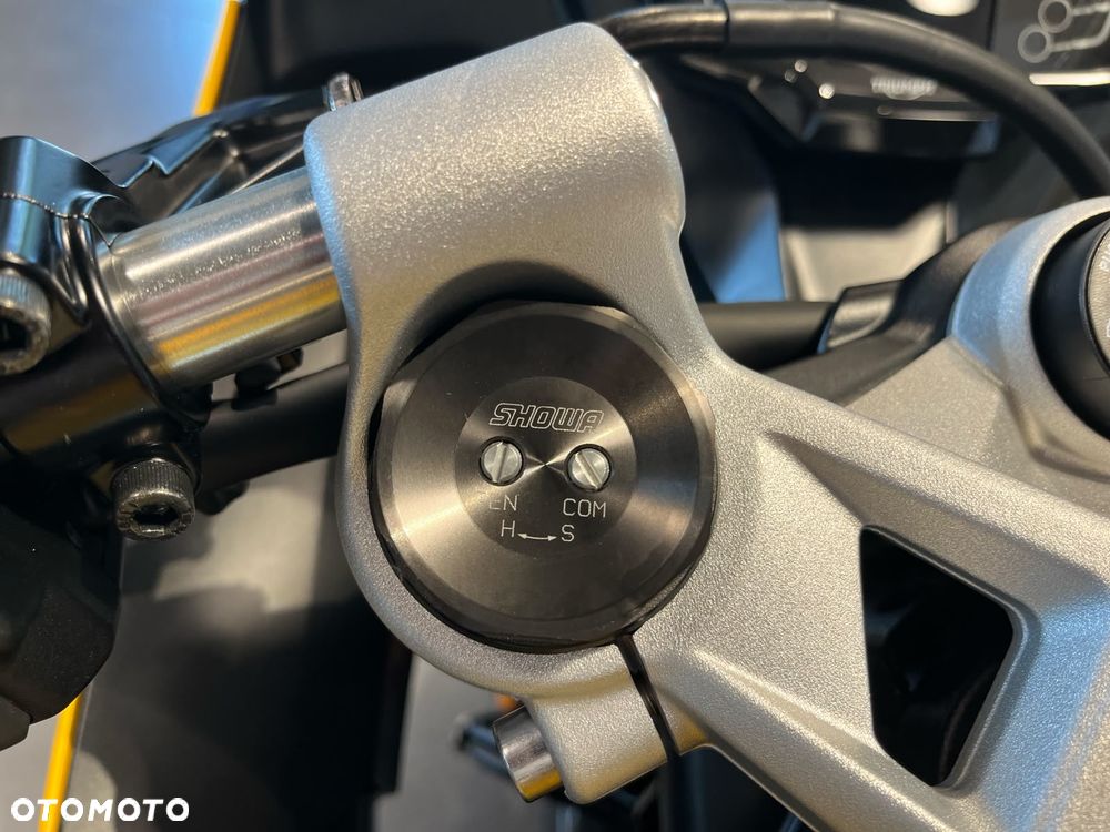 Triumph Daytona - 7