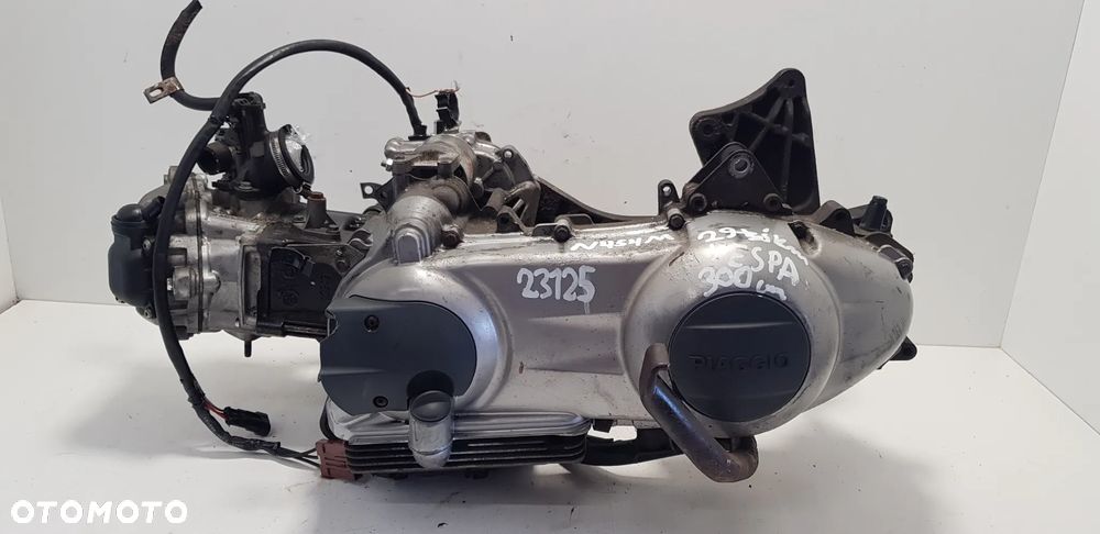 Piaggio Vespa GTS 300 Silnik - 1