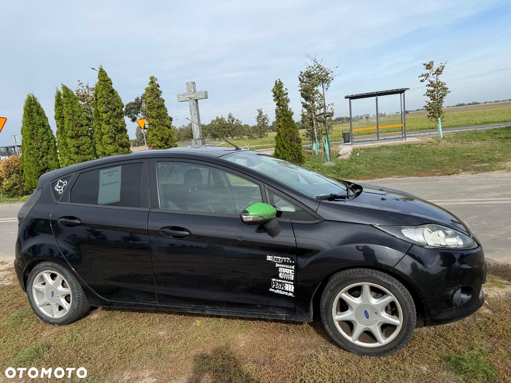 Ford Fiesta 1.25 Ambiente - 13