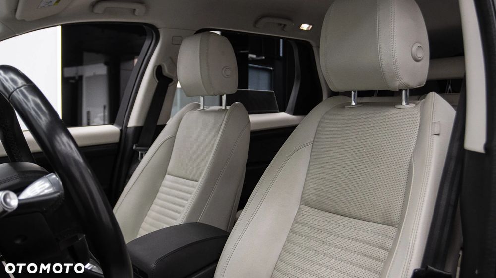 Land Rover Discovery Sport P200 - 15