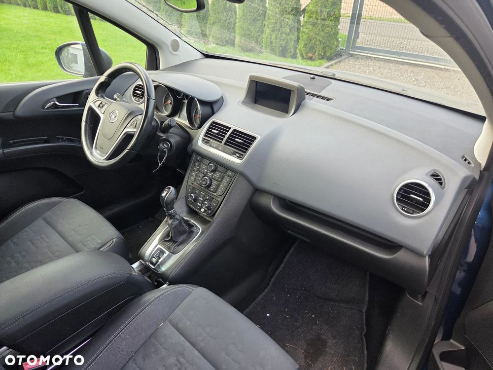 Opel Meriva - 8
