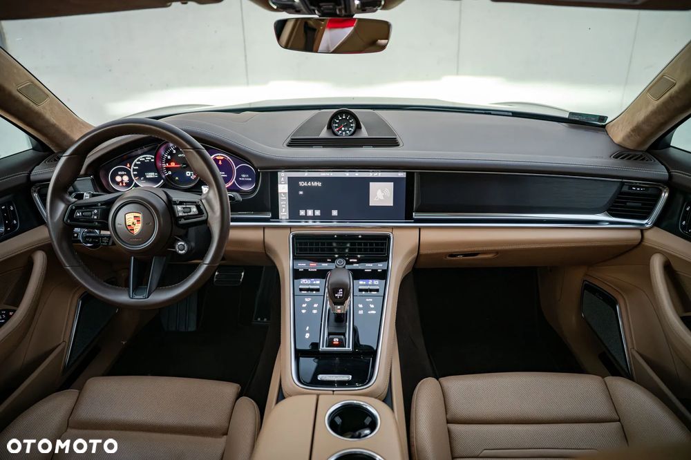 Porsche Panamera GTS - 24