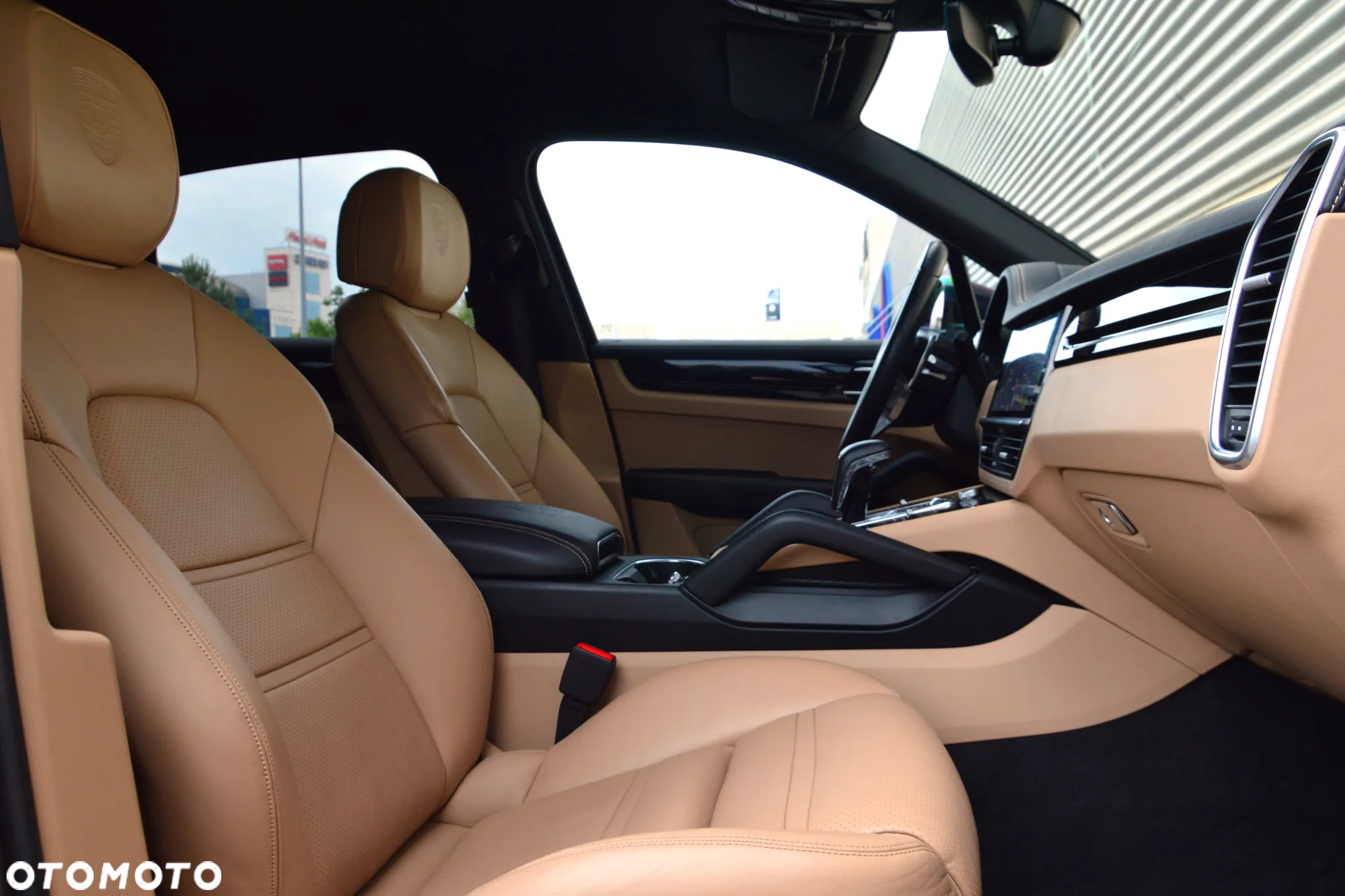 Porsche Cayenne Standard - 20