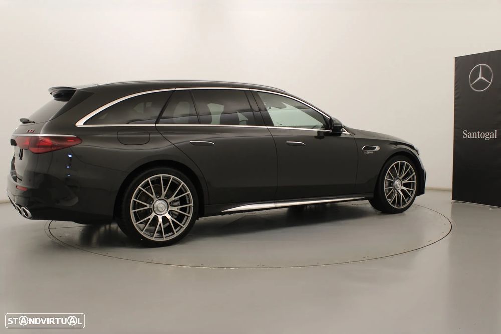 Mercedes-Benz E 53 AMG Hybrid 4Matic+ - 6
