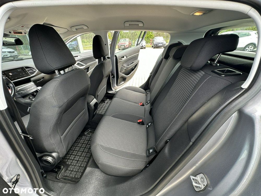 Peugeot 308 1.2 PureTech Allure Pack S&S - 11