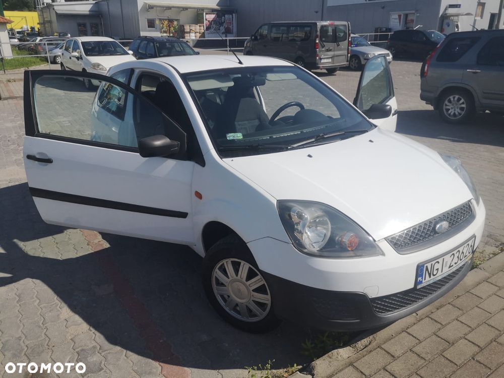 Ford Fiesta 2008 photo 2