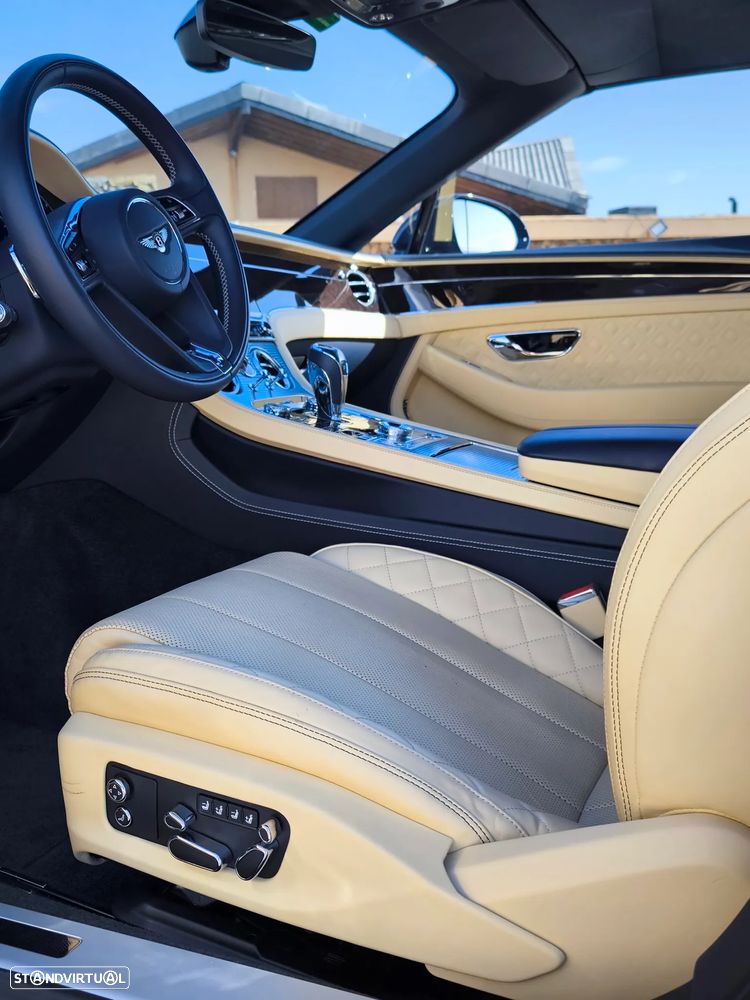 Bentley Continental Cabrio V8 - 12