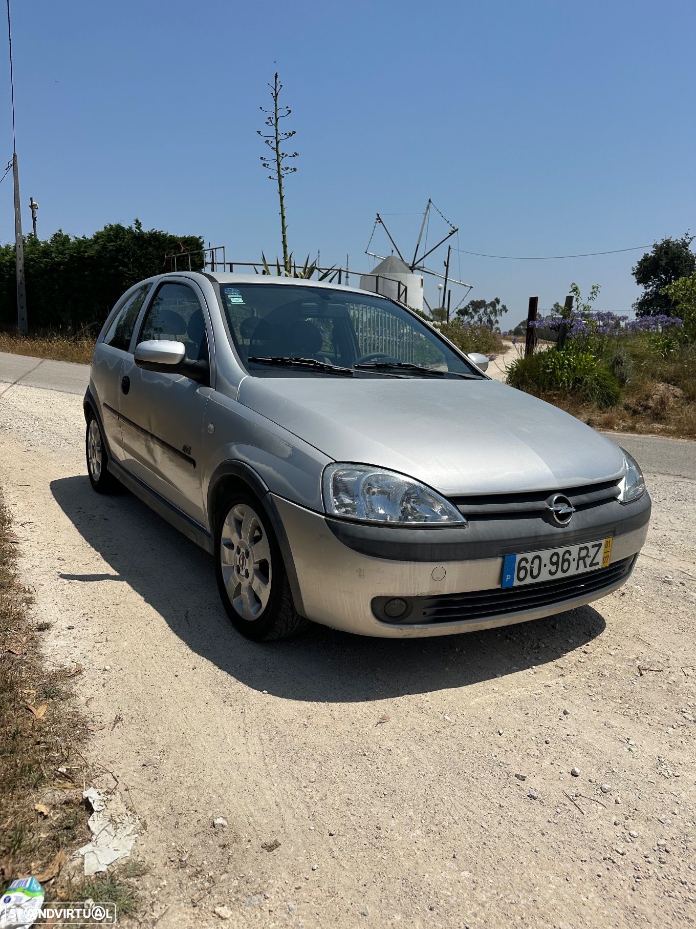 Opel Corsa 1.4 16V Sport - 1