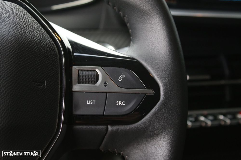 Peugeot e-208 50 kWh Active Pack - 29