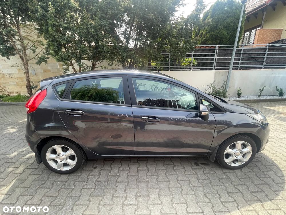 Ford Fiesta - 5