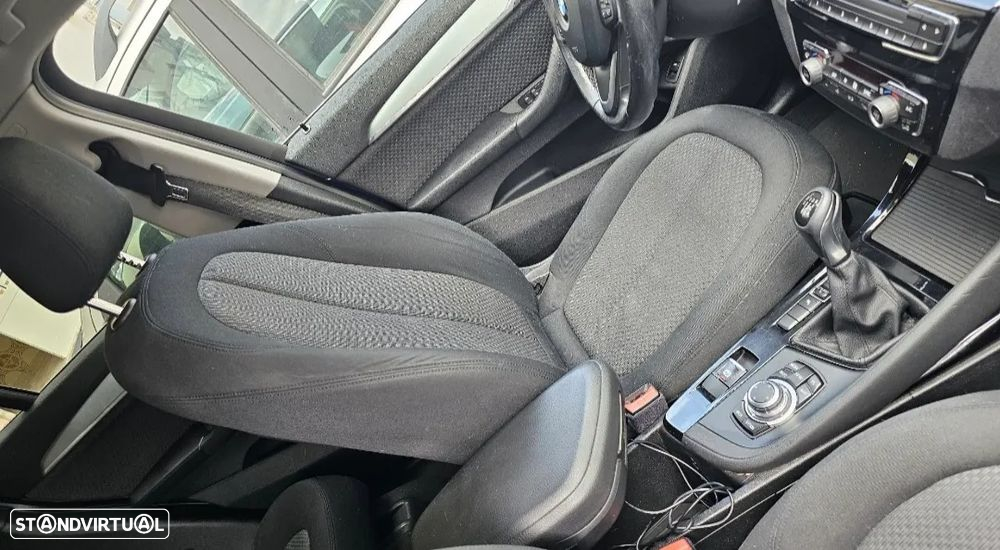 BMW X1 16 d sDrive - 4