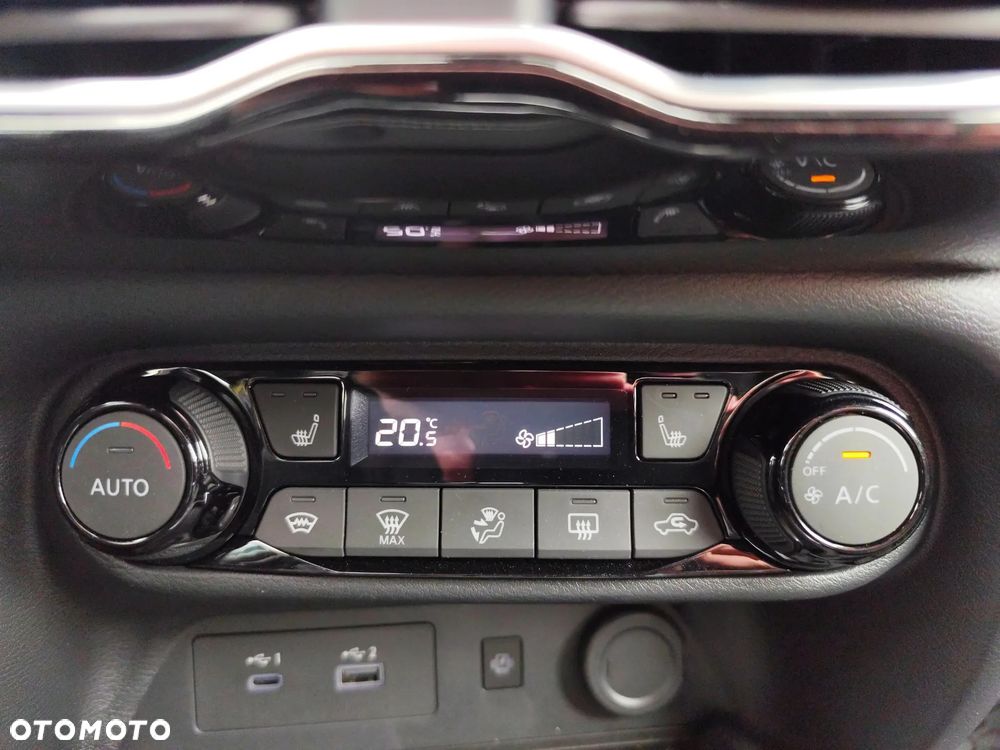 Nissan Juke ver-1-6-hybrid-tekna-amt - 28
