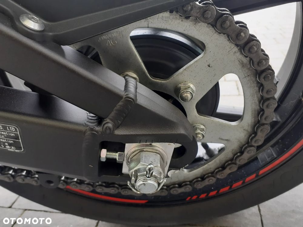 Kawasaki Versys 650 - 16