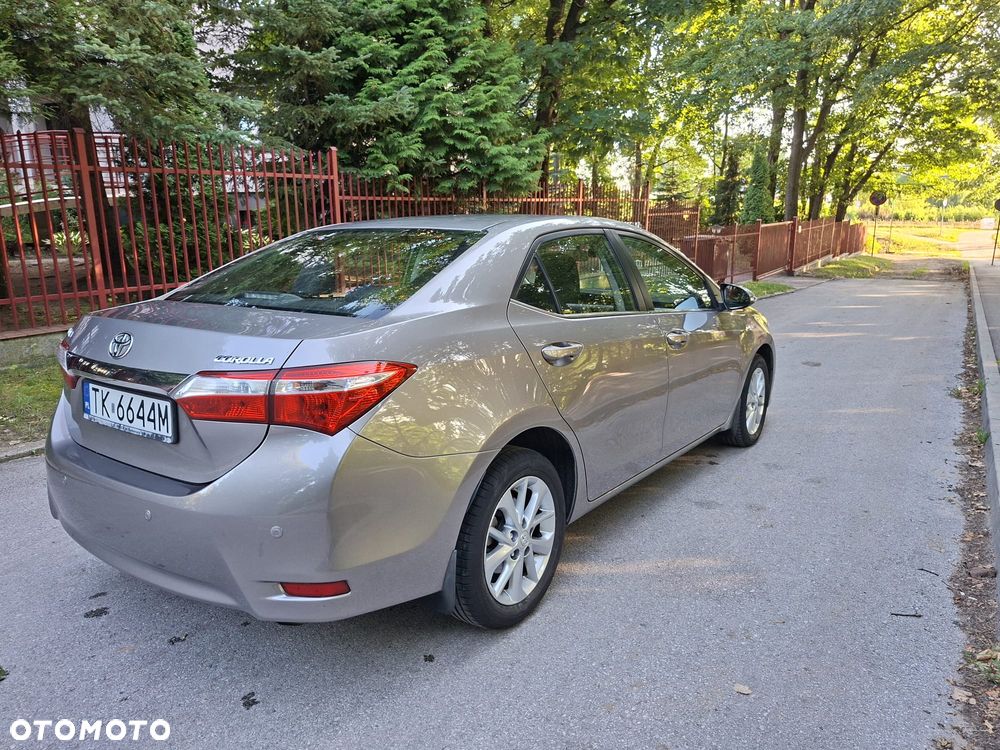 Toyota Corolla 1.6 Premium - 7