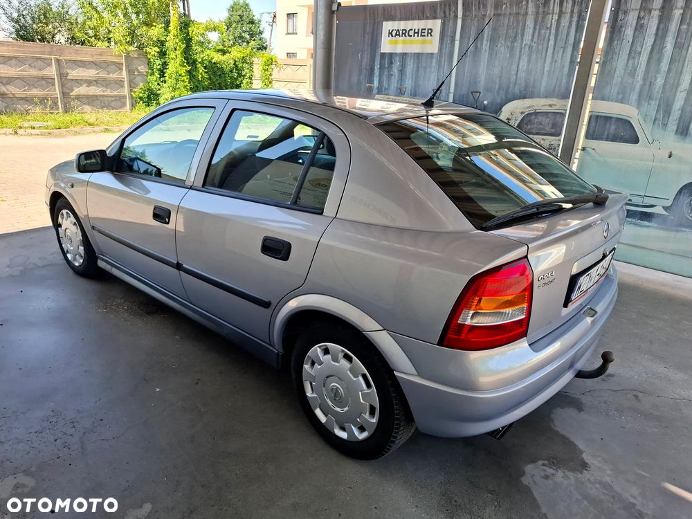 Opel Astra - 3