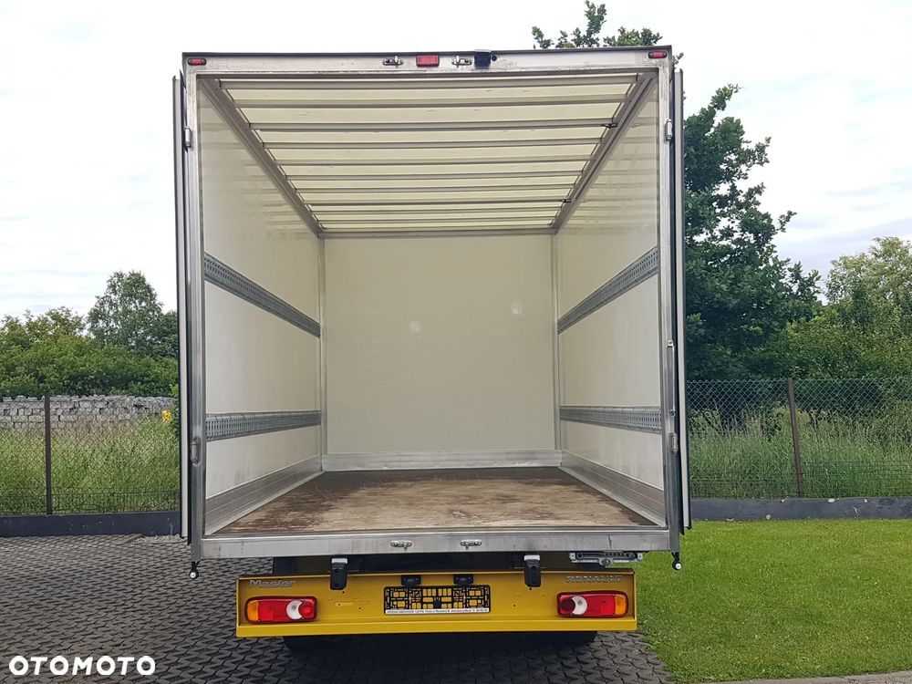 Renault MASTER KONTENER 8EP 4,22x2,24x2,24 KLIMA KRAJOWY MANUAL  6-BIEGÓW DMC 3500 KG - 5