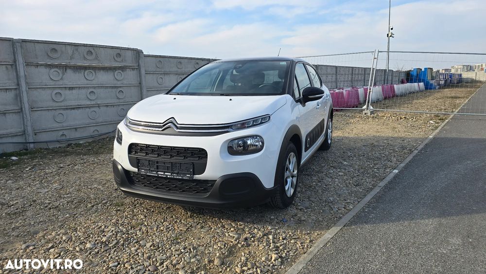 Citroën C3 Pure Tech 82 SHINE - 2